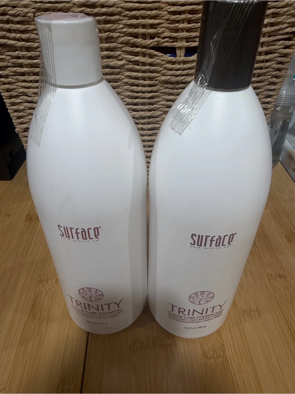 Surface Hair Trinity color care shampoo / conditioner Set